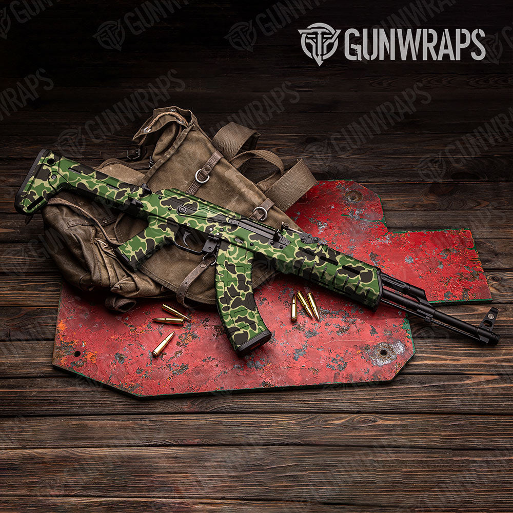 Old School Duck Jungle Gun Skin Vinyl Wrap