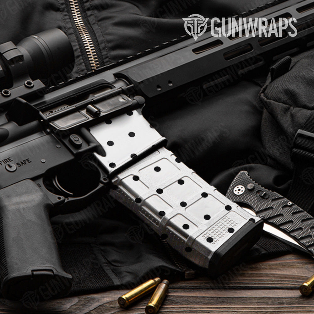 AR 15 Mag & Mag Well Dotted White Gun Skin Pattern